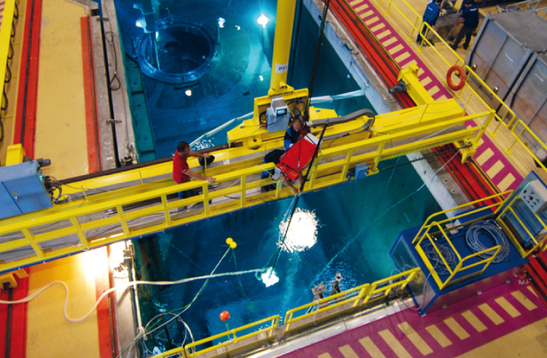 Piscine de centrale nucléaire : équipement de test de fuites